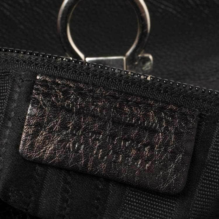 Pre Owned Salvatore Ferragamo Black Leather Signature Lock Shoulder Bag