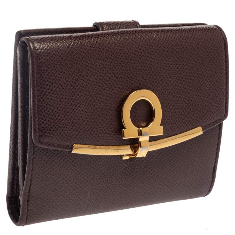 Pre Owned Salvatore Ferragamo Burgundy Grained Leather Gancini Clip Compact Wallet