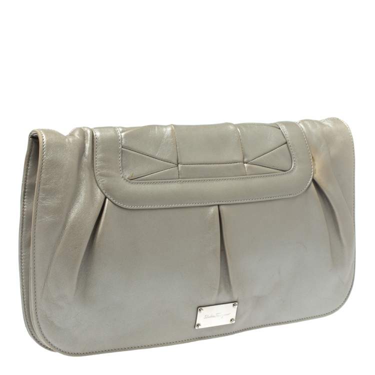 Pre Owned Salvatore Ferragamo Grey Pleated Leather Oversized Clutch