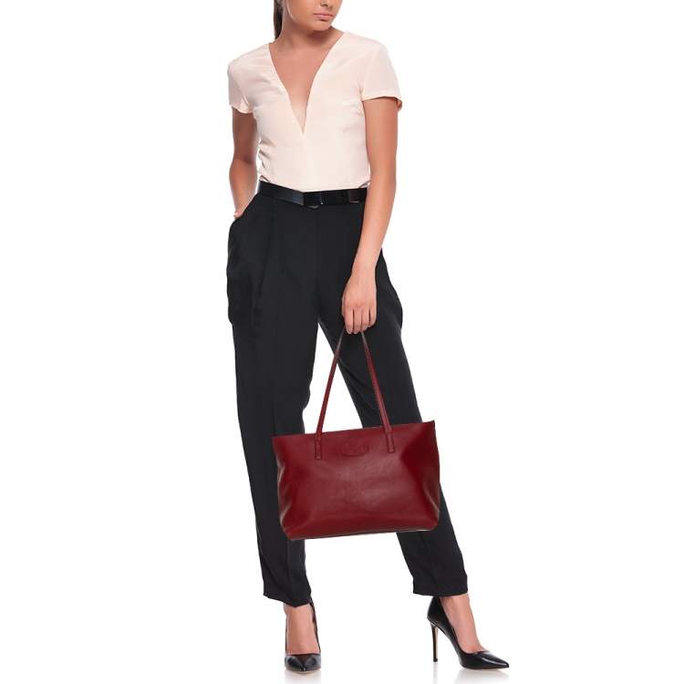 Pre Owned Salvatore Ferragamo Wine Red Leather Double Gancio Embossed Zip Tote