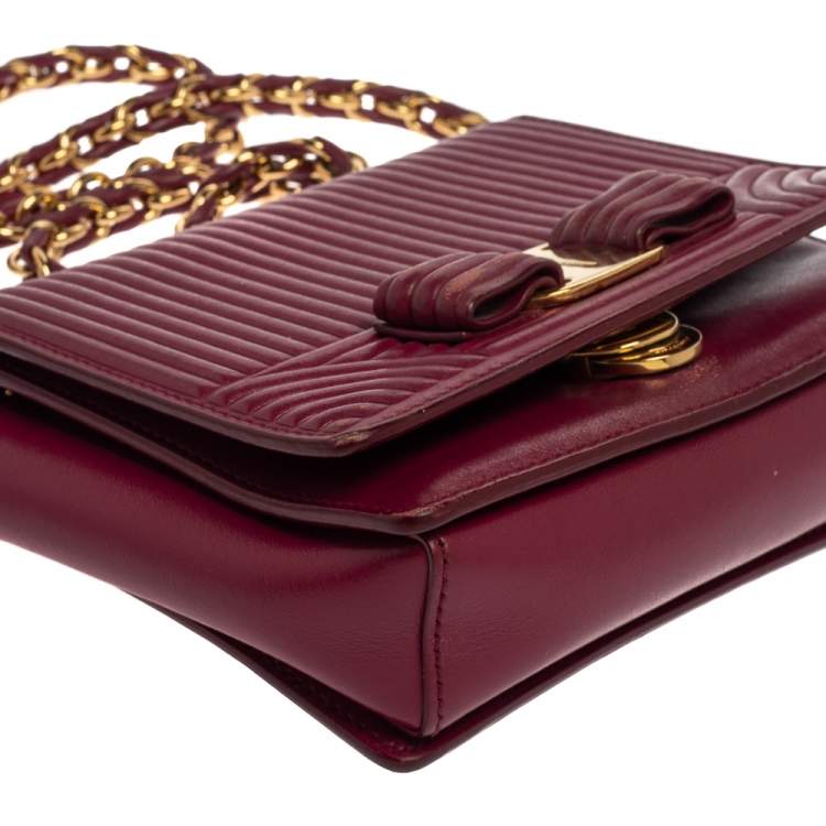 Pre Owned Salvatore Ferragamo Burgundy Quilted Leather Mini Vara Bow Crossbody Bag