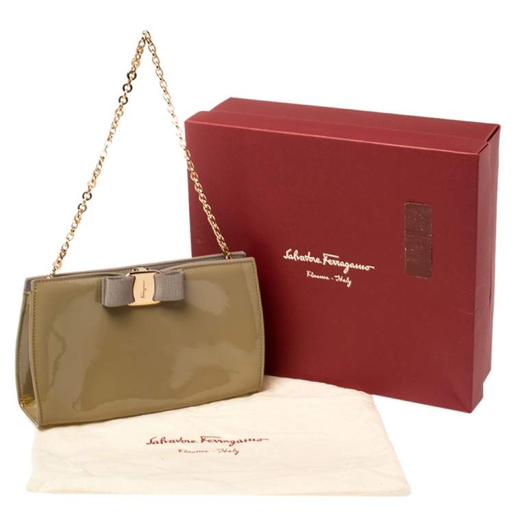 Pre Owned Salvatore Ferragamo Khaki Patent Leather Vera Piuma Chain Clutch