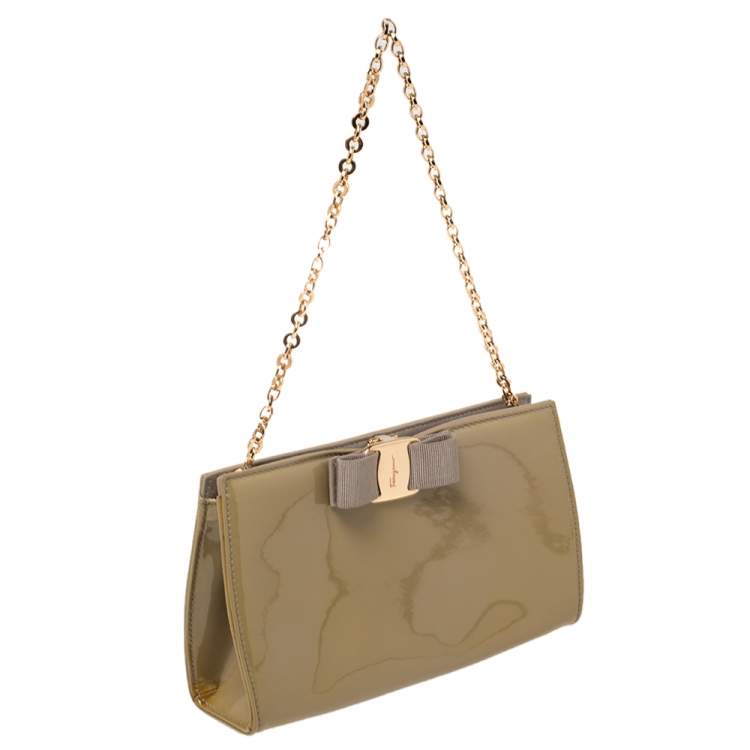 Pre Owned Salvatore Ferragamo Khaki Patent Leather Vera Piuma Chain Clutch