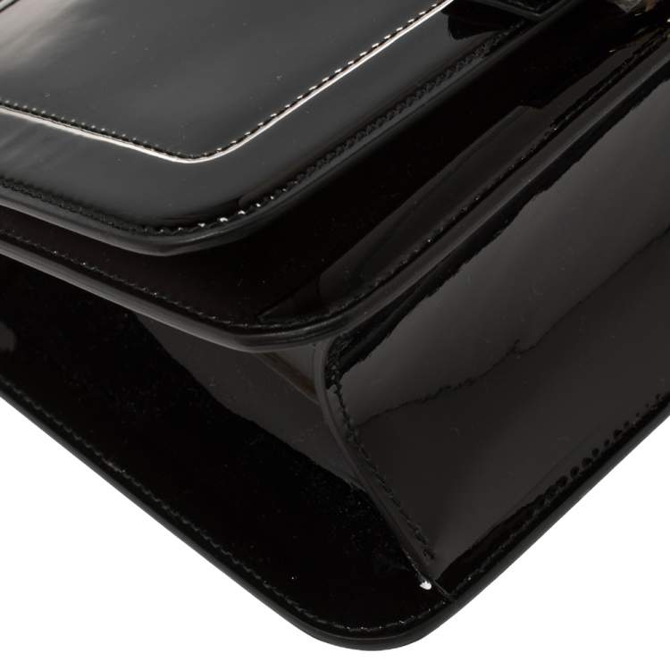 Pre Owned Salvatore Ferragamo Black Patent Leather Vara Shoulder Bag