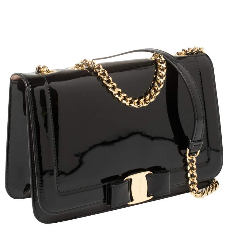 Pre Owned Salvatore Ferragamo Black Patent Leather Vara Shoulder Bag