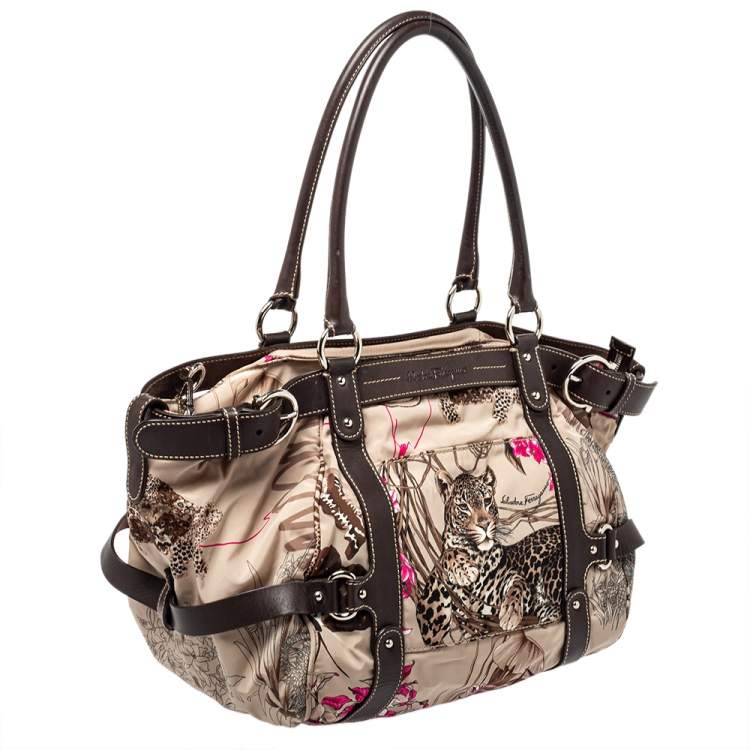 Pre Owned Salvatore Ferragamo Brown Fabric and Leather Fiera Print Shoulder Bag