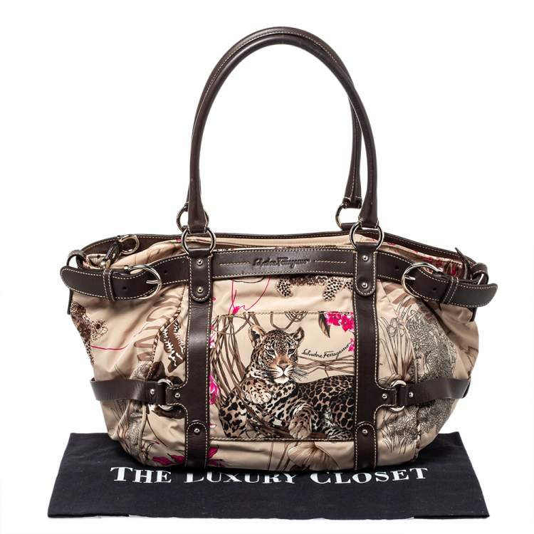 Pre Owned Salvatore Ferragamo Brown Fabric and Leather Fiera Print Shoulder Bag