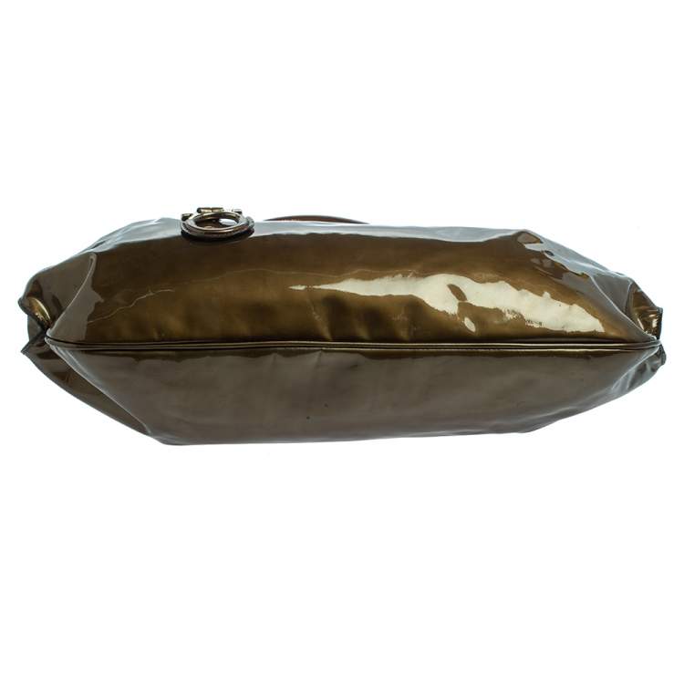 Pre Owned Salvatore Ferragamo Olive Green Patent Leather Shoulder Bag