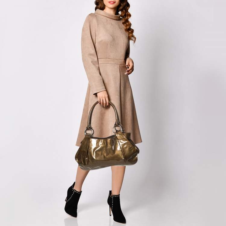 Pre Owned Salvatore Ferragamo Olive Green Patent Leather Shoulder Bag