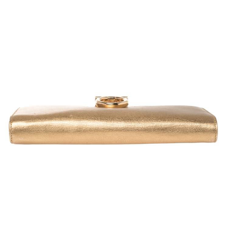 Pre Owned Salvatore Ferragamo Metallic Gold Leather Gancini Chain Clutch