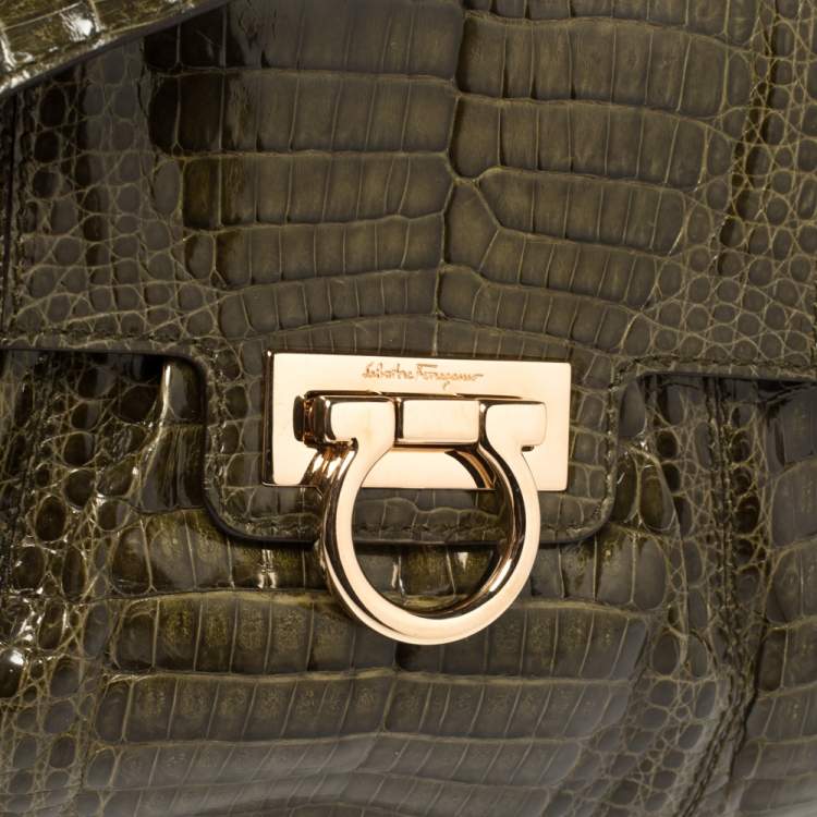 Pre Owned Salvatore Ferragamo Olive Green Crocodile Clutch