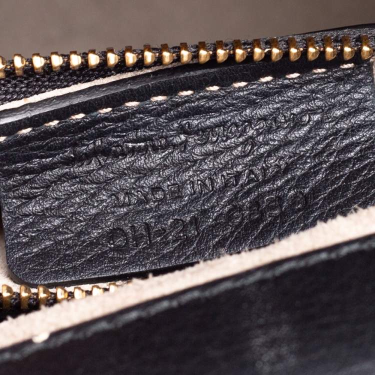 Pre Owned Salvatore Ferragamo Black Leather Jet Set Top Handle Bag