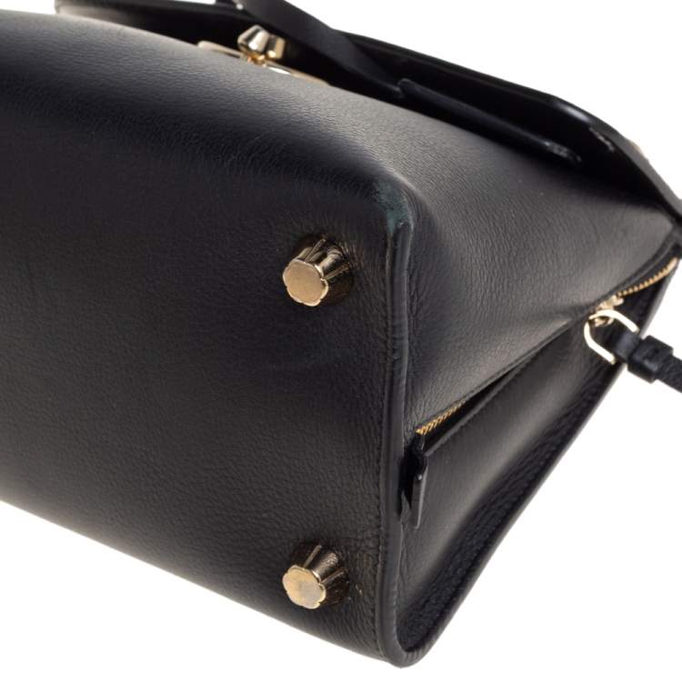 Pre Owned Salvatore Ferragamo Black Leather Jet Set Top Handle Bag