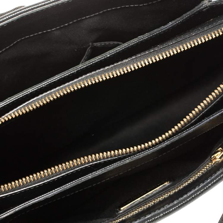 Pre Owned Salvatore Ferragamo Black Leather Tracy Shoulder Bag