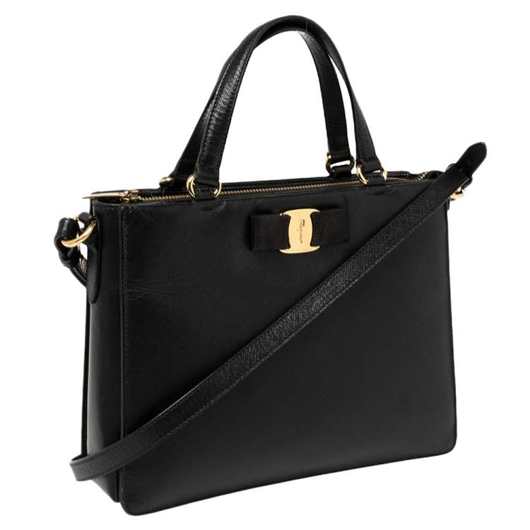 Pre Owned Salvatore Ferragamo Black Leather Tracy Shoulder Bag