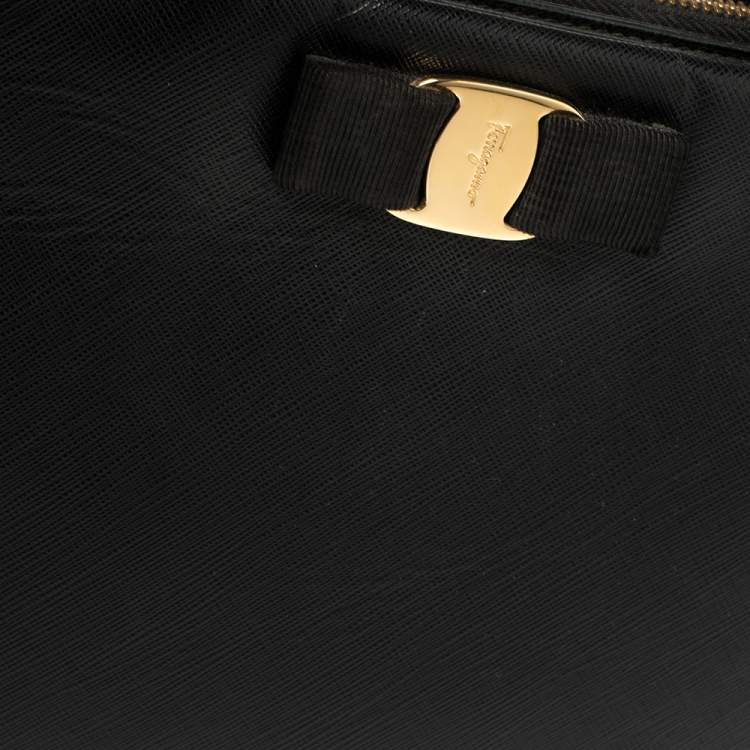 Pre Owned Salvatore Ferragamo Black Leather Tracy Shoulder Bag