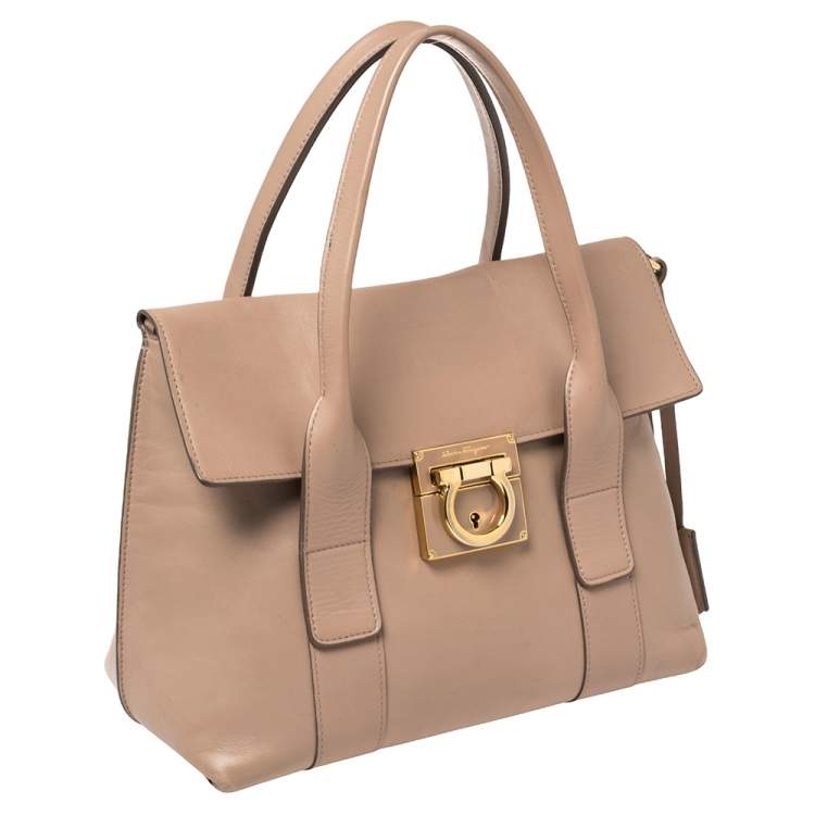 Pre Owned Salvatore Ferragamo Beige Leather Satchel