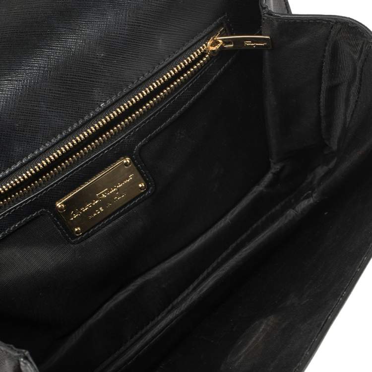 Pre Owned Salvatore Ferragamo Black Leather Vara Bow Chain Bag