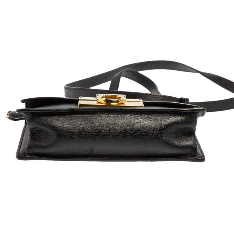Pre Owned Salvatore Ferragamo Black Leather Gancini Crossbody Bag