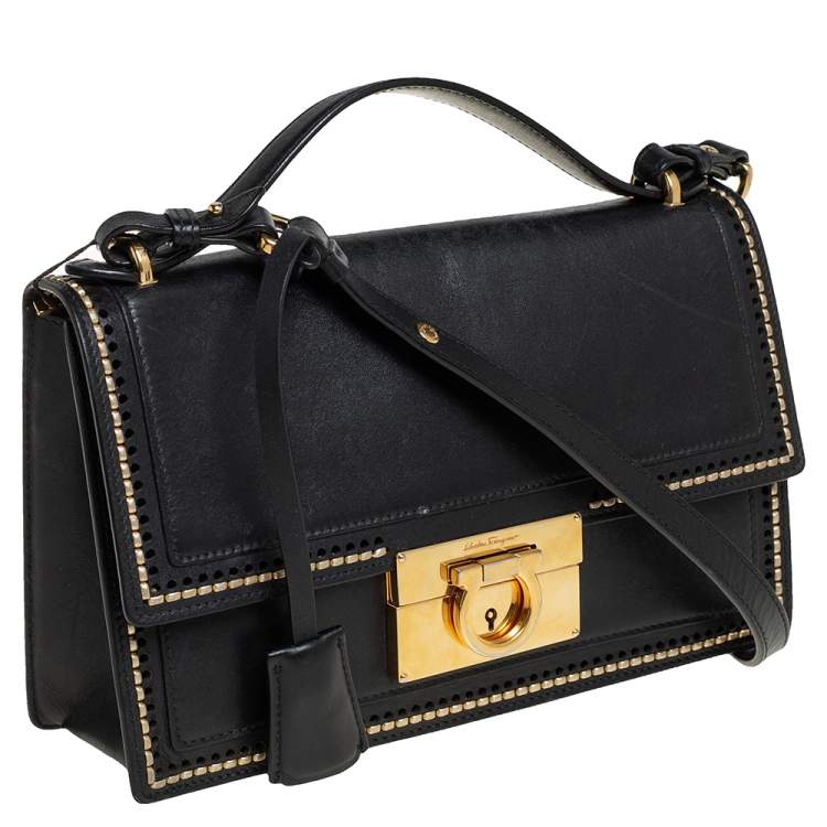 Pre Owned Salvatore Ferragamo Black Leather Gancini Crossbody Bag