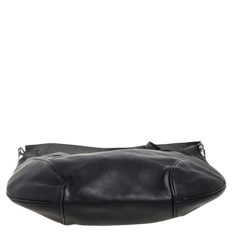 Pre Owned Salvatore Ferragamo Black Leather Drawstring Hobo