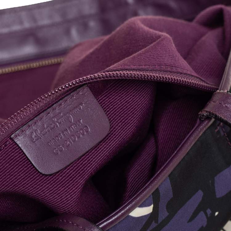 مملوكة مسبقًا Salvatore Ferragamo Multicolor Bice Scarf Printed Nylon and Leather Zip Tote