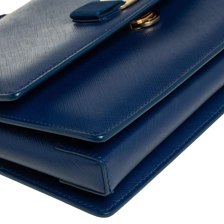 Pre Owned Salvatore Ferragamo Blue Leather Ginny Shoulder Bag