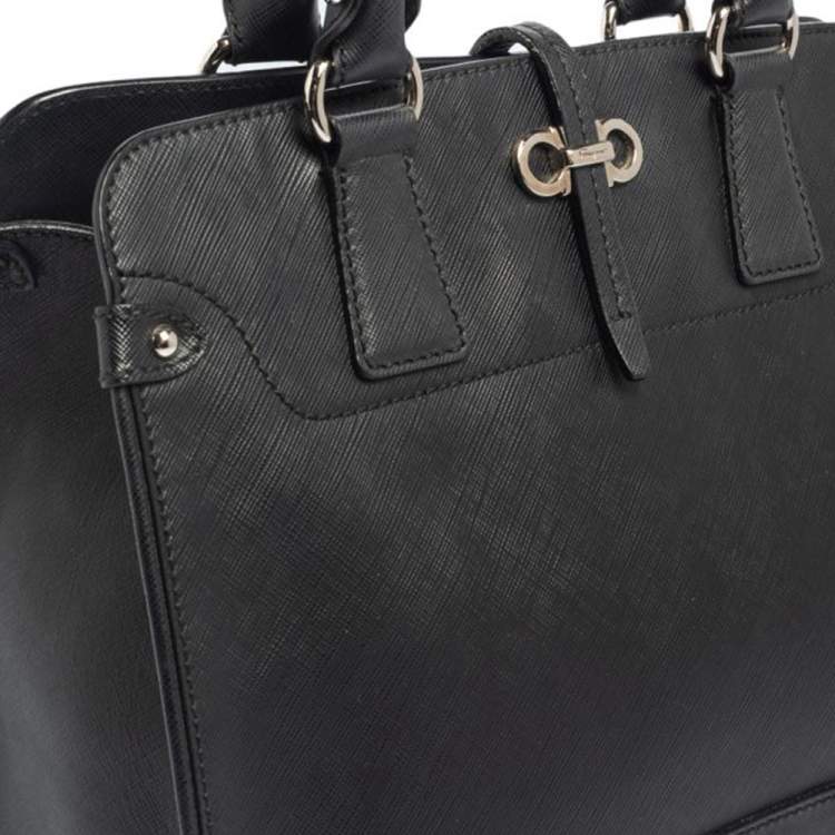 Pre Owned Salvatore Ferragamo Black Leather Briana Tote
