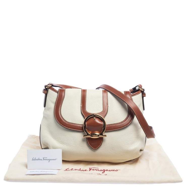 Pre Owned Salvatore Ferragamo White/Brown Leather Gancio Flap Shoulder Bag