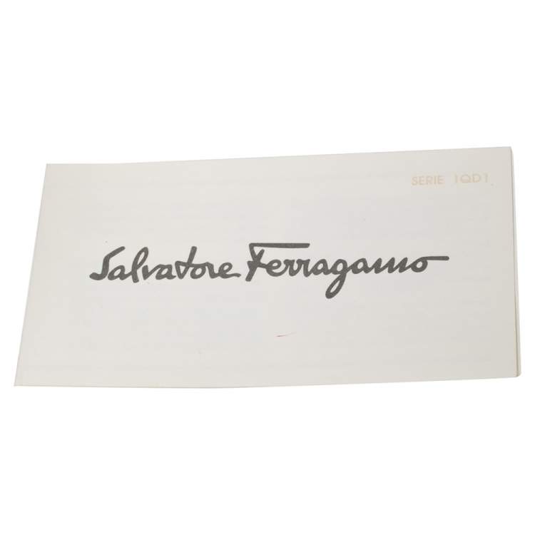 مملوكة مسبقًا Salvatore Ferragamo Navy Blue Leather Vara Bow Flap Shoulder Bag