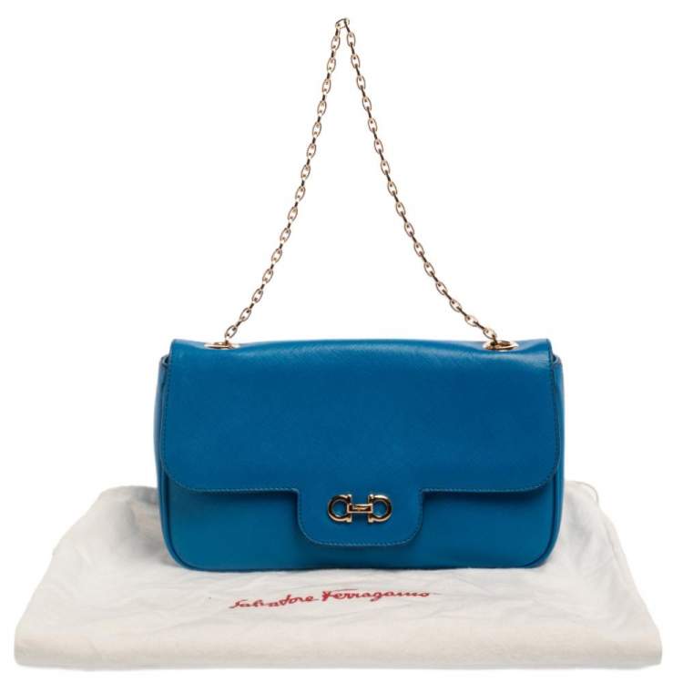 مملوكة مسبقًا Salvatore Ferragamo Blue Leather Luciano Shoulder Bag