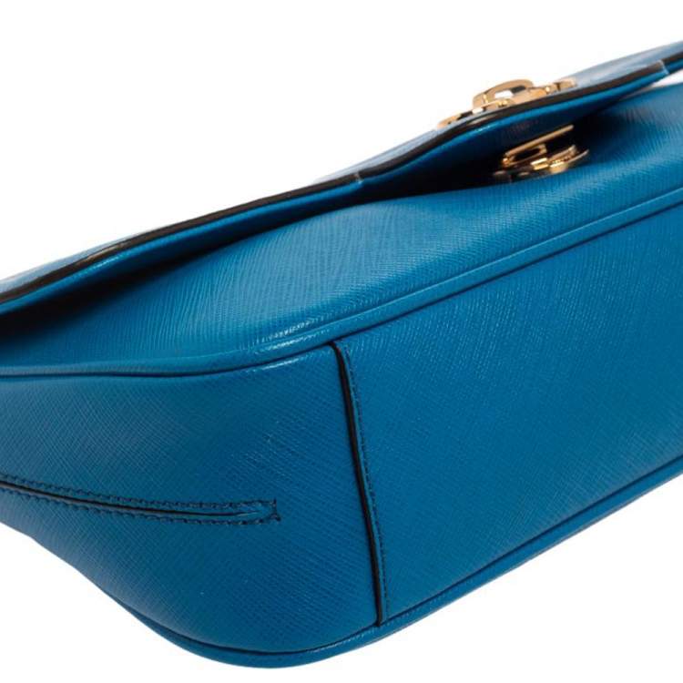 مملوكة مسبقًا Salvatore Ferragamo Blue Leather Luciano Shoulder Bag