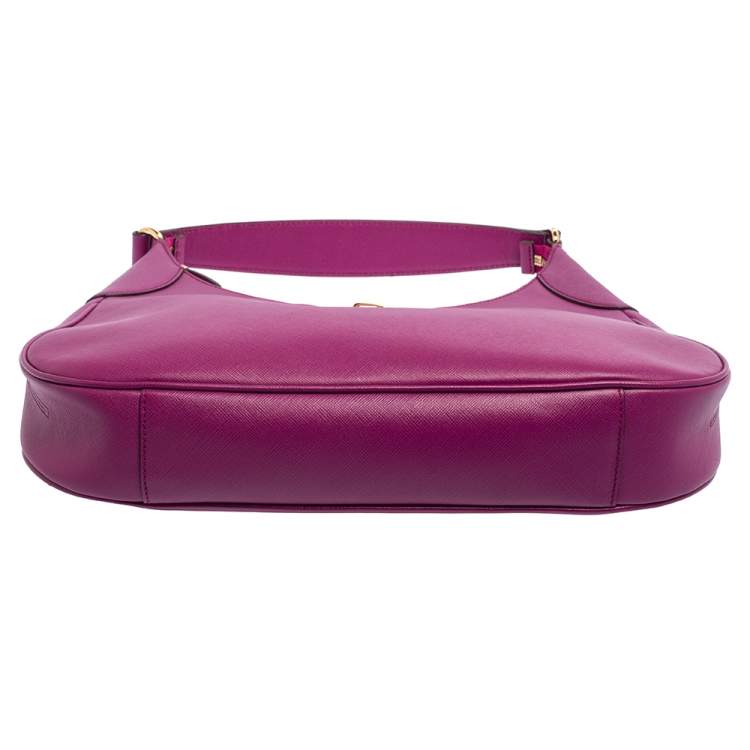 Pre Owned Salvatore Ferragamo Magenta Leather Gancini Romana Hobo
