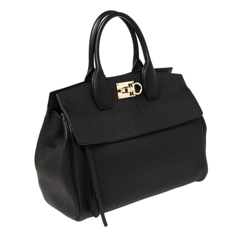 Pre Owned Salvatore Ferragamo Black Leather Medium Studio Tote