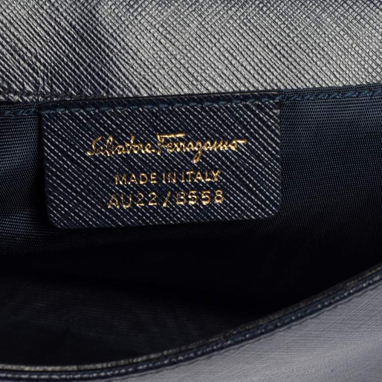 Pre Owned Salvatore Ferragamo Blue Saffiano Leather Vara Bow Chain Clutch