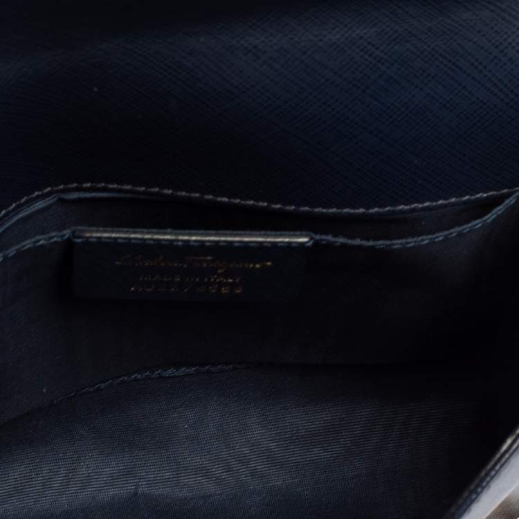 Pre Owned Salvatore Ferragamo Blue Saffiano Leather Vara Bow Chain Clutch
