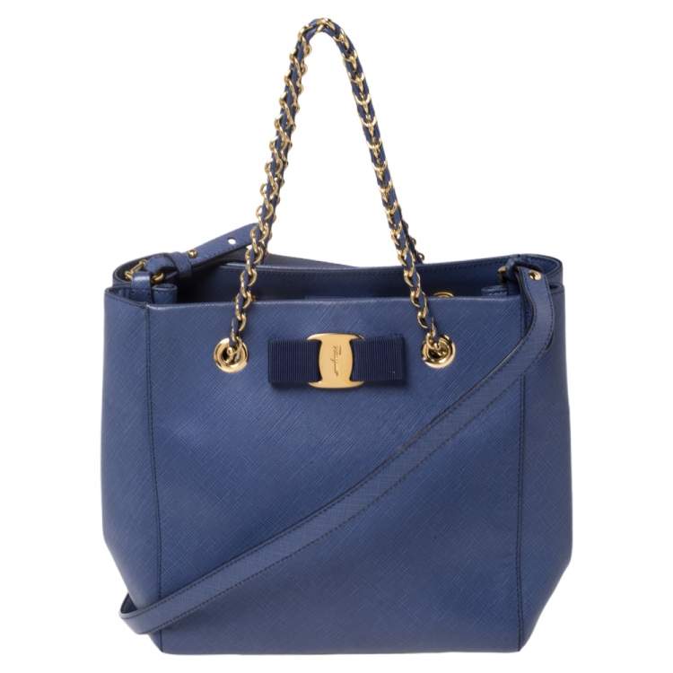 Pre Owned Salvatore Ferragamo Blue Leather Vany Chain Tote