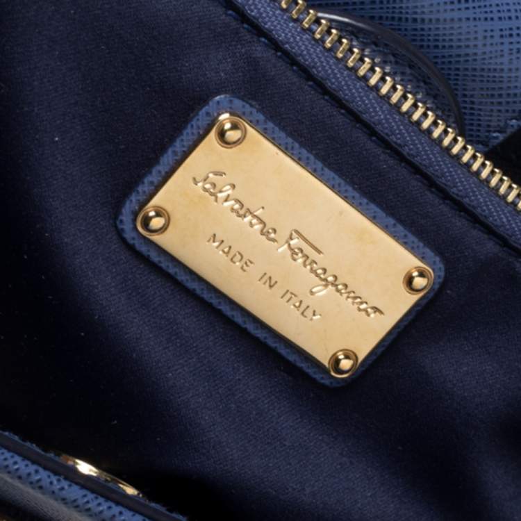 Pre Owned Salvatore Ferragamo Blue Leather Vany Chain Tote
