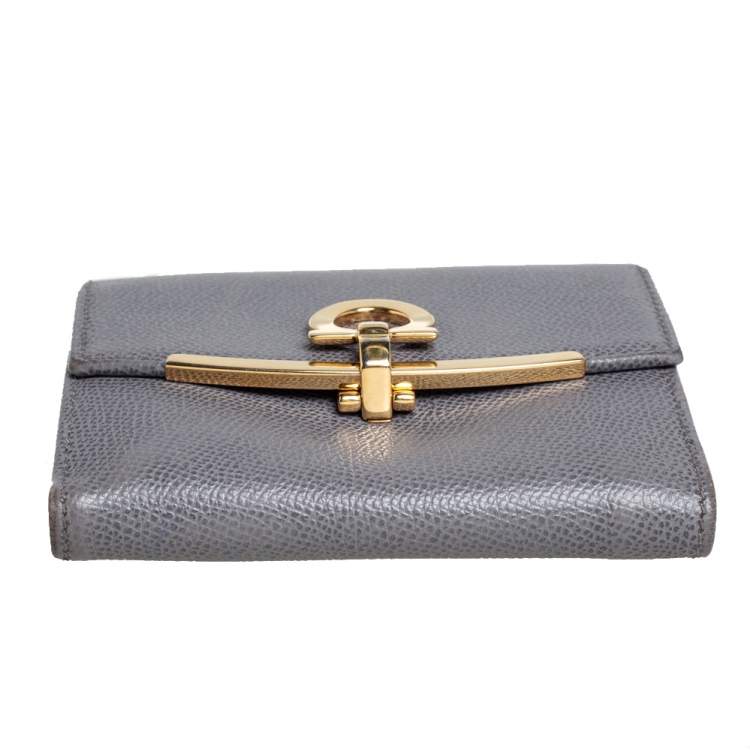 Pre Owned Salvatore Ferragamo Grey Leather Gancini Clip Compact Wallet