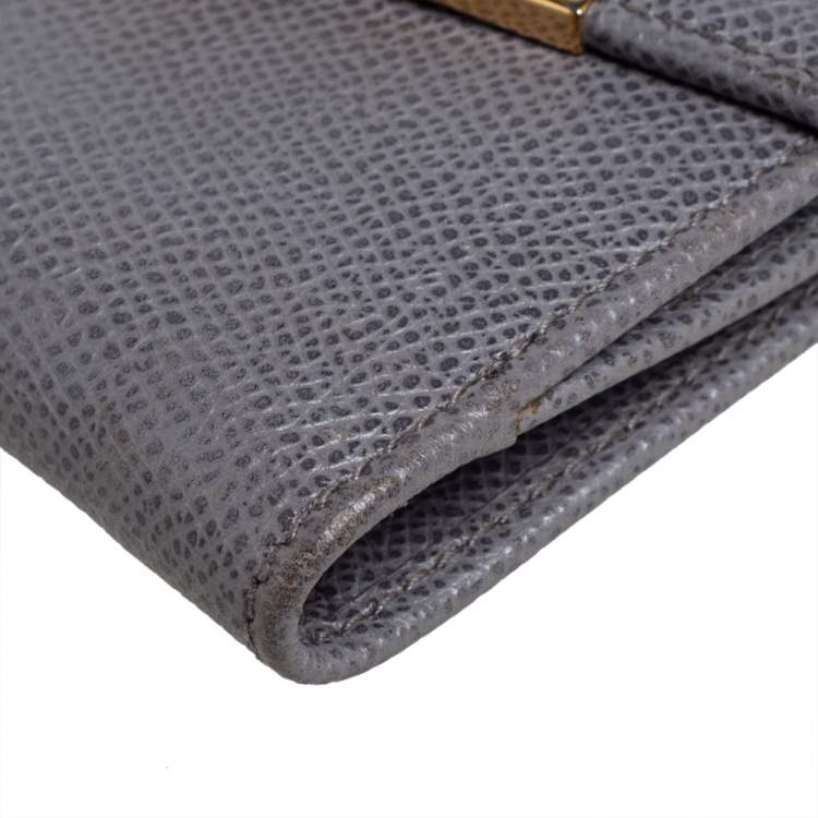 Pre Owned Salvatore Ferragamo Grey Leather Gancini Clip Compact Wallet