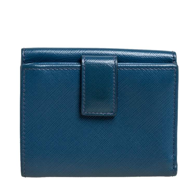 Pre Owned Salvatore Ferragamo Blue Leather Vara Bow Compact Wallet