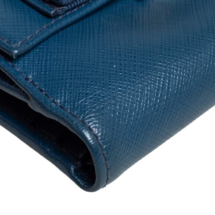 Pre Owned Salvatore Ferragamo Blue Leather Vara Bow Compact Wallet