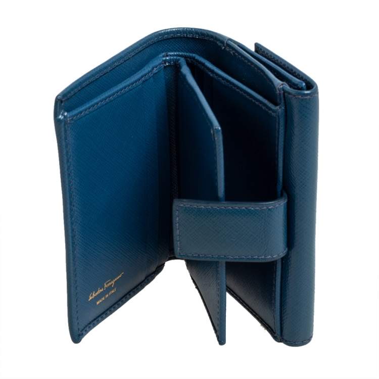 Pre Owned Salvatore Ferragamo Blue Leather Vara Bow Compact Wallet