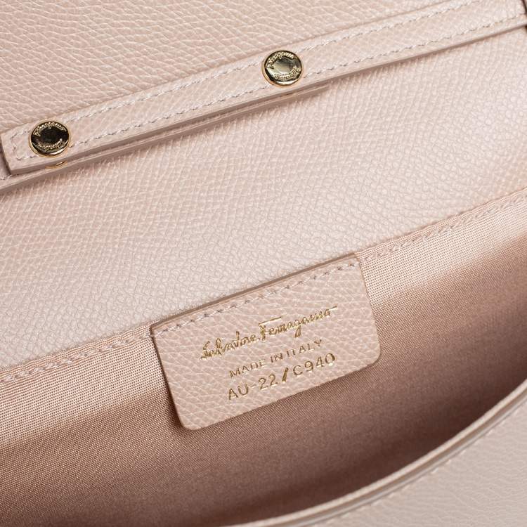 Pre Owned Salvatore Ferragamo Beige Leather Mini Vara Bow Crossbody Bag