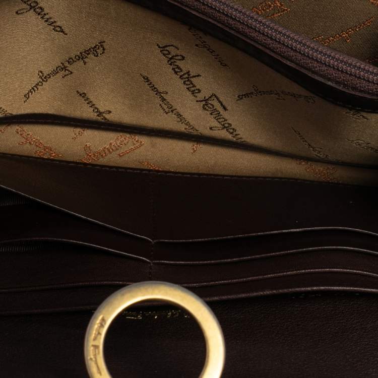 مملوكة مسبقًا Salvatore Ferragamo Beige/Brown Gancini Canvas and Leather Continental Wallet