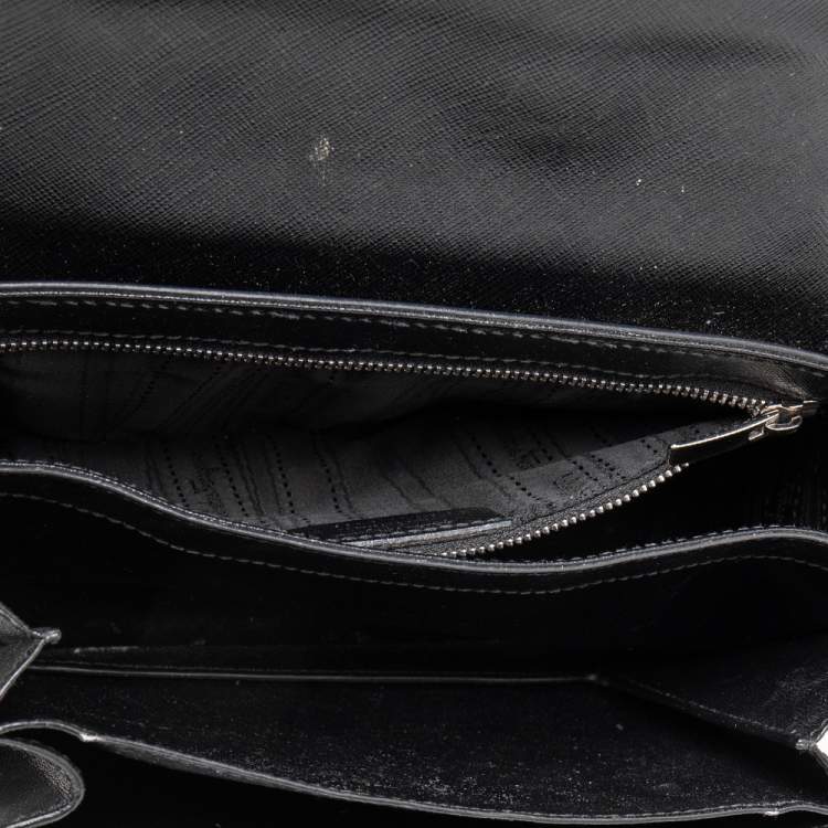 Pre Owned Salvatore Ferragamo Black Leather Gancini Crossbody Bag