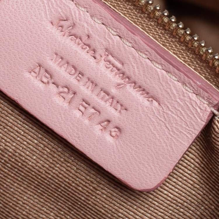مملوكة مسبقًا Salvatore Ferragamo Pink Quilted Leather Bow Zip Genette Shoulder Bag