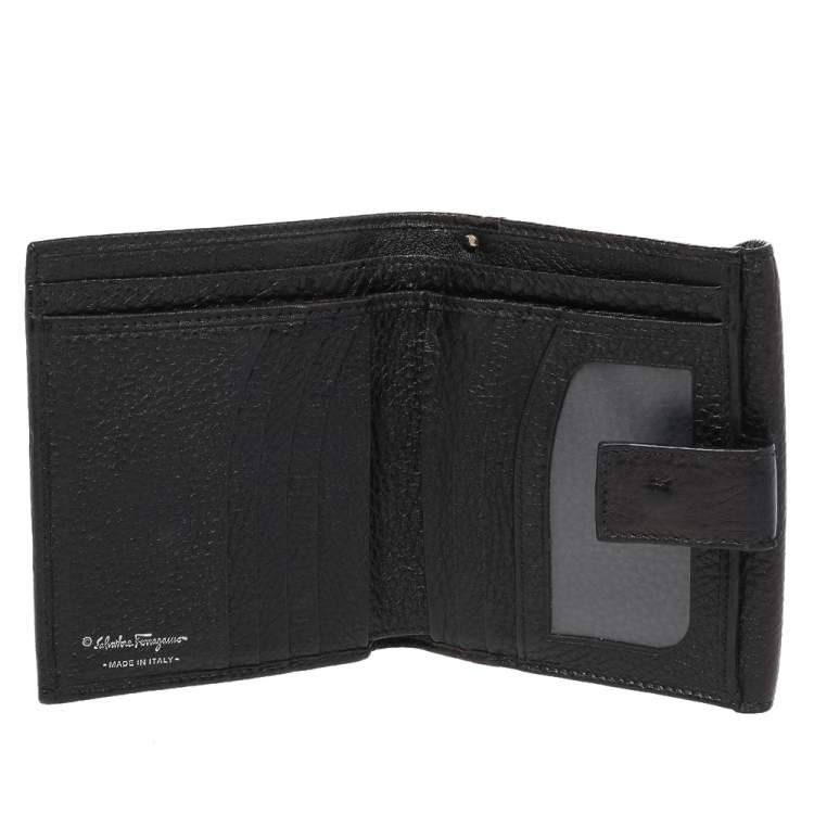 Pre Owned Salvatore Ferragamo Black Leather Classic Mediterraneo Compact Wallet