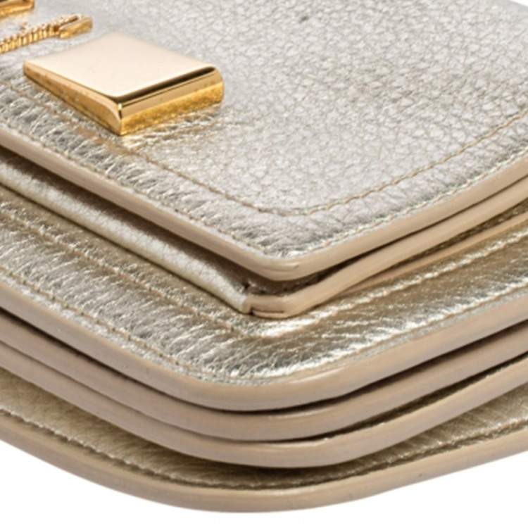 مملوكة مسبقًا Salvatore Ferragamo Metallic Gold Leather Small Ginevra Shoulder Bag