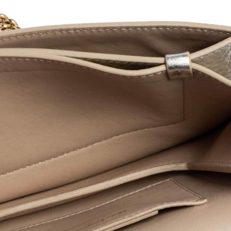مملوكة مسبقًا Salvatore Ferragamo Metallic Gold Leather Small Ginevra Shoulder Bag